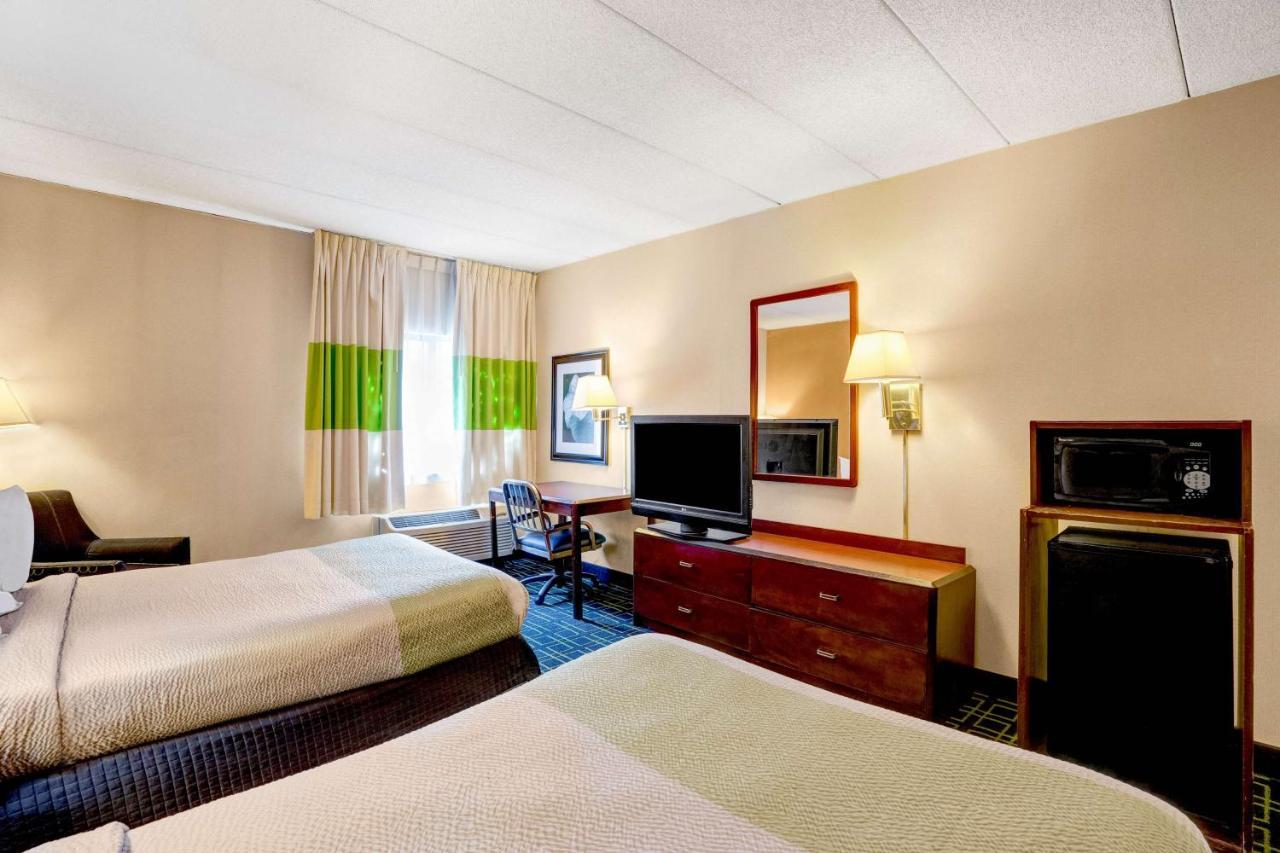 Motel 6-Milford, Ct ภายนอก รูปภาพ