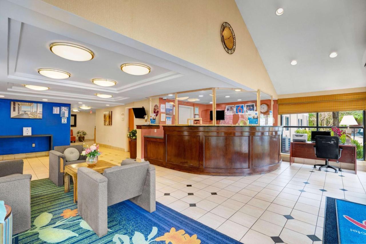 Motel 6-Milford, Ct ภายนอก รูปภาพ