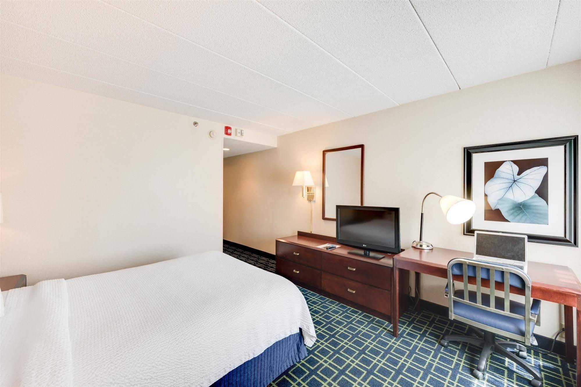 Motel 6-Milford, Ct ภายนอก รูปภาพ